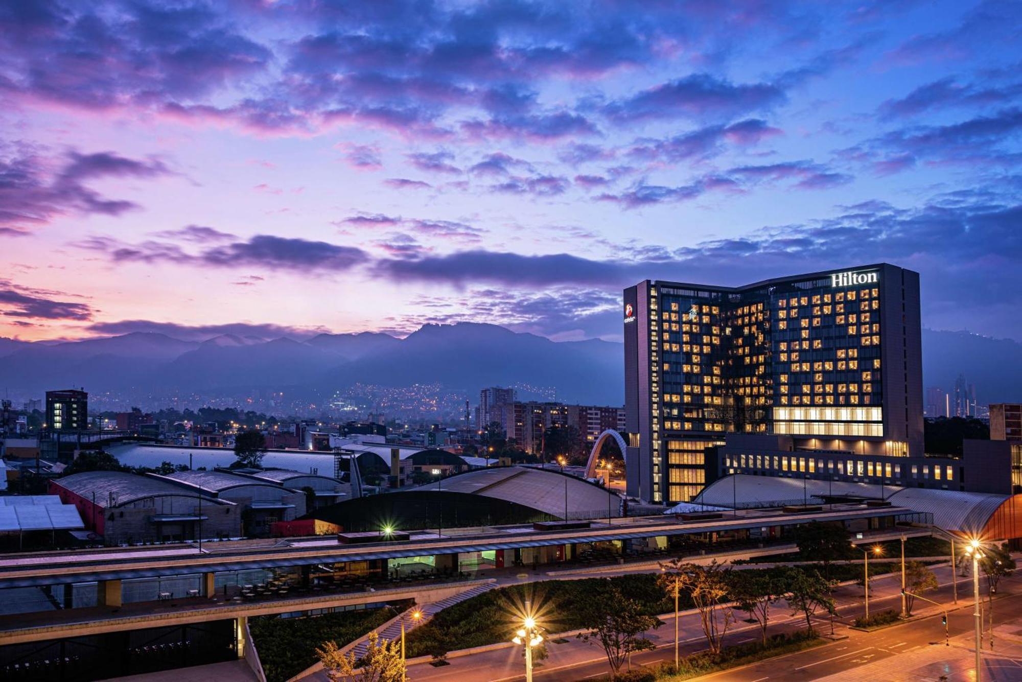 Hôtel Hilton Bogota Corferias Extérieur photo